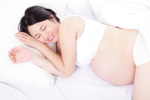 Nâng mũi khi mang thai liệu có được không?
